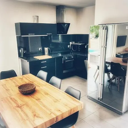 Orethaga Piscine 10 Pers Vecchio 펜션