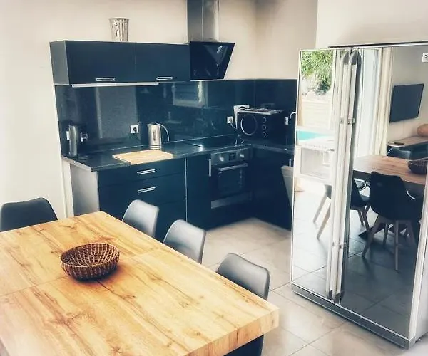 Orethaga Piscine 10 Pers Vecchio Feriehus